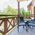 Mi Casa Holidays Park Rodzinna * 미엘노